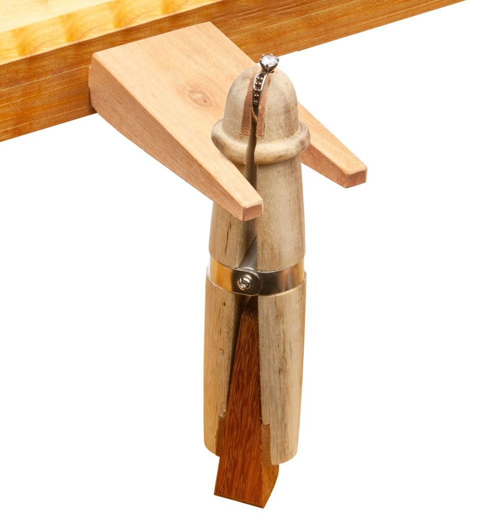 ring clamp with bench peg Ring Clamp With Bench Peg - Image 1