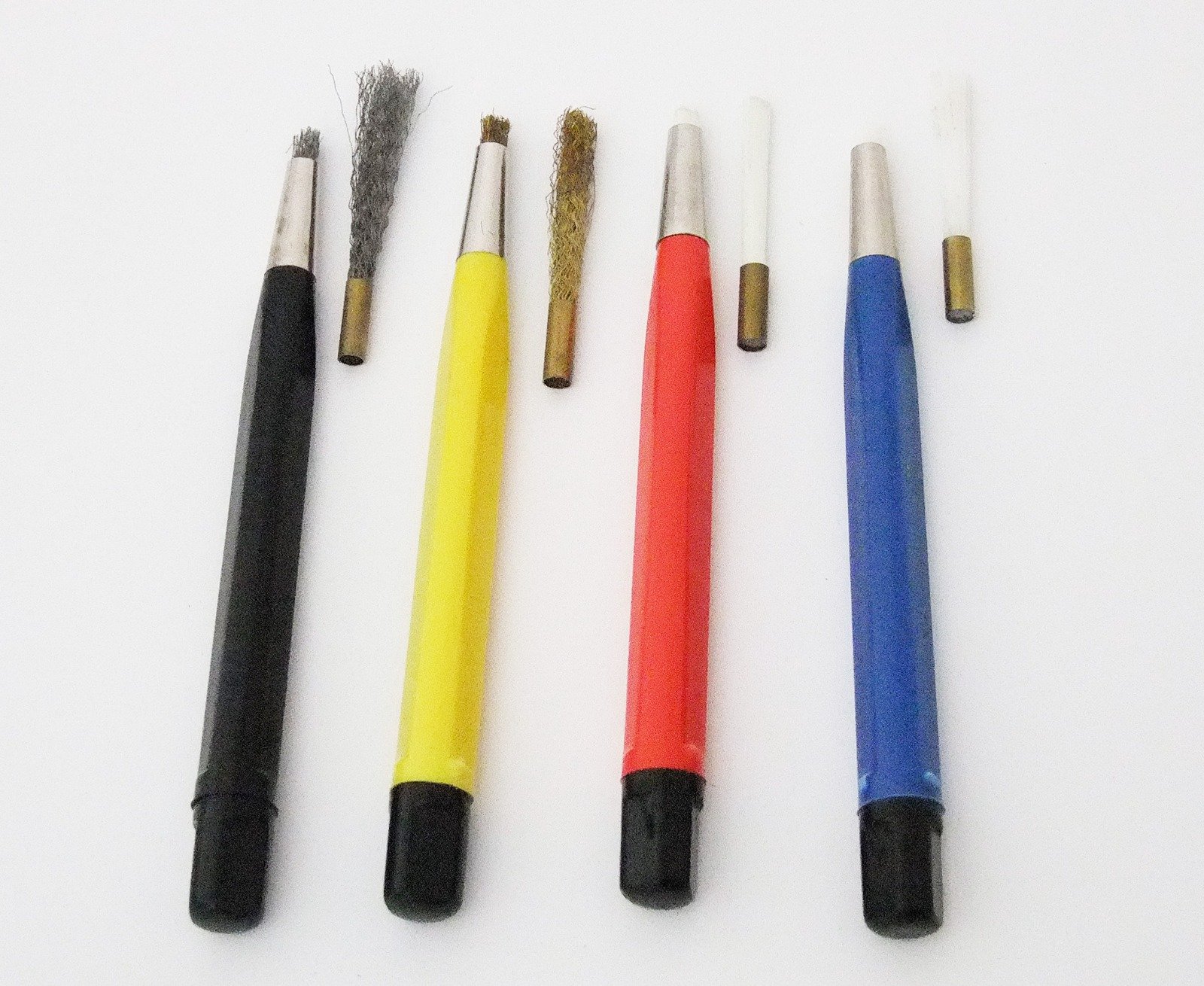 SCRATCH BRUSHES SET OF 4 WITH REFILLS SCRATCH BRUSHES SET OF 4 WITH REFILLS - Image 1